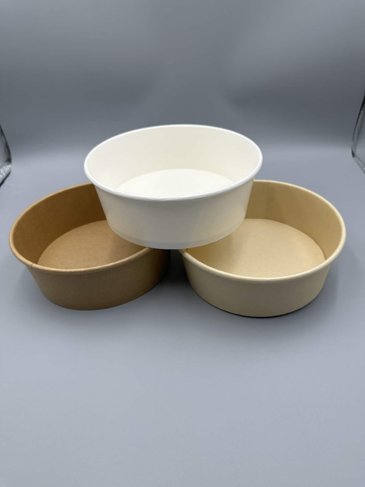 BOLS SALADIER KRAFT AVEC COUVERCLE  PACK DE 600PCS